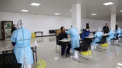 復工復產顯擔當 中央指導組調研咸寧奧瑞金，衛生用品銷售助力防控